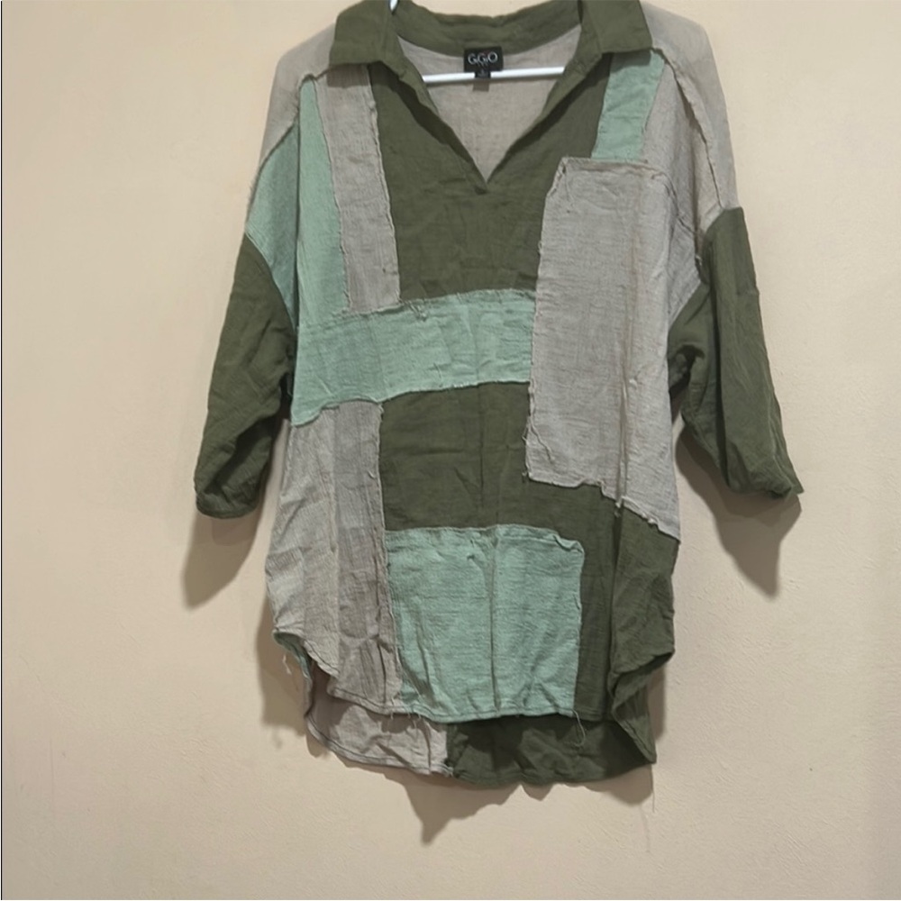 Stylish Women's Patchwork Blouse in Green and Gray